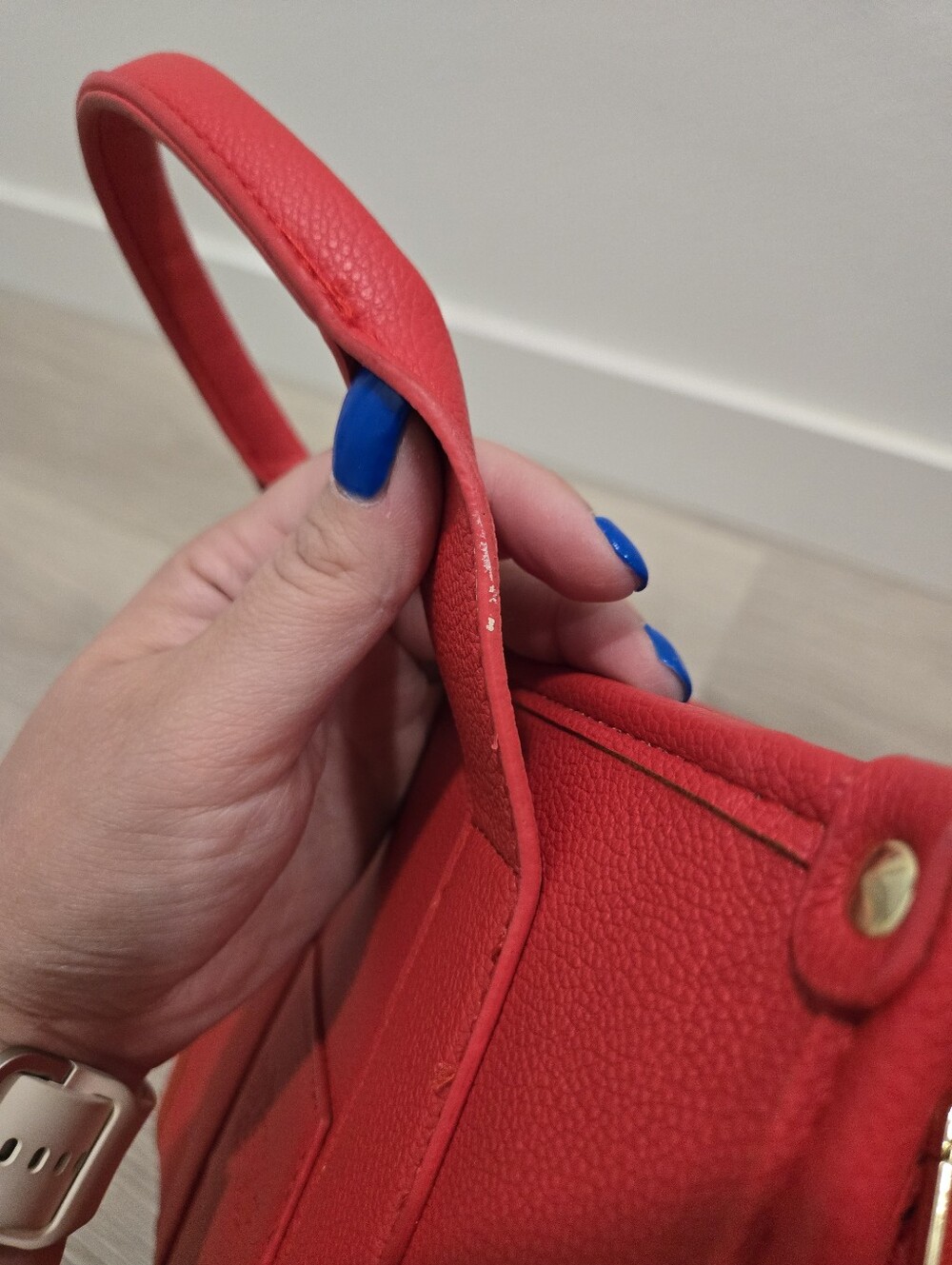 Marc Jacobs Red The Tote Bag - Structured Leather Tote - Picture 9 of 12